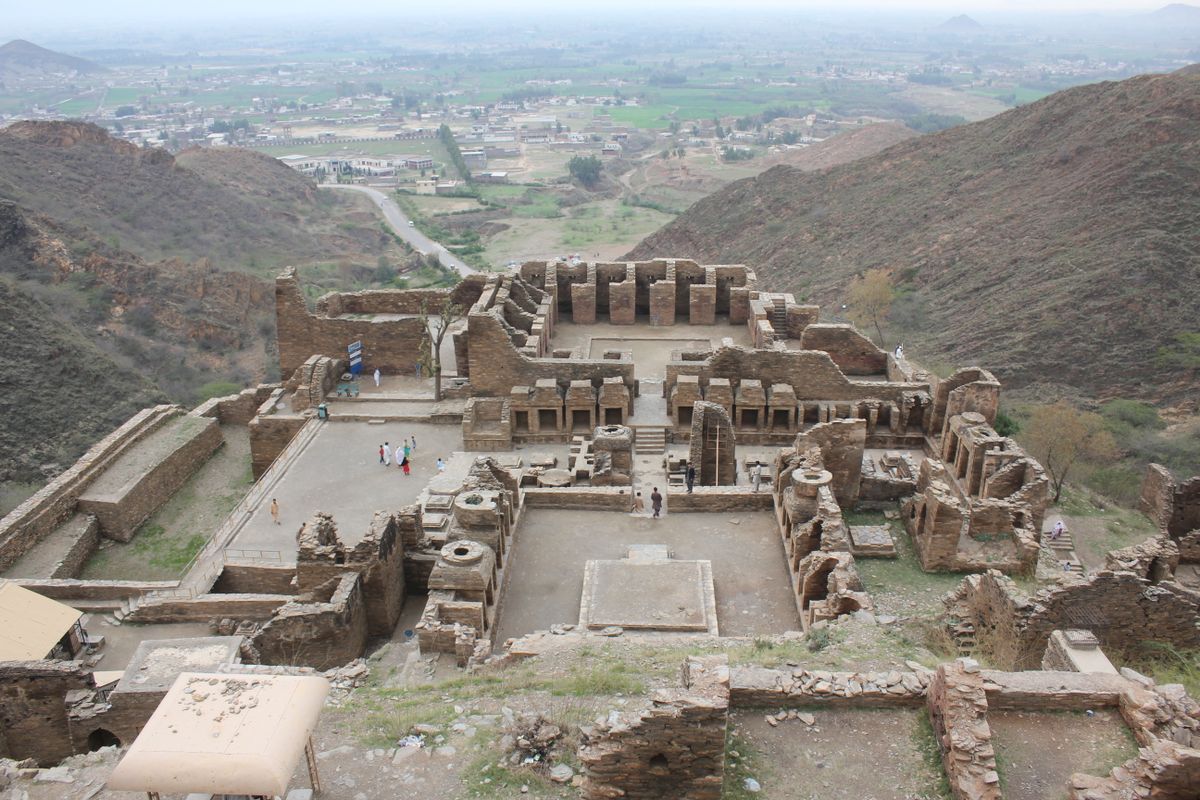 Takht-i-Bahi Image 2